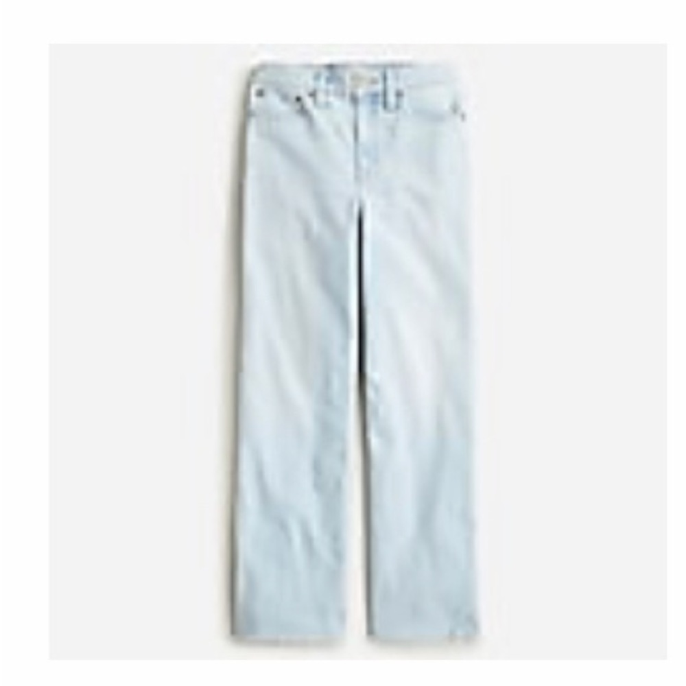 J crew New slim wide-leg jean in Rocky Beach wash. 32 waist. NWT